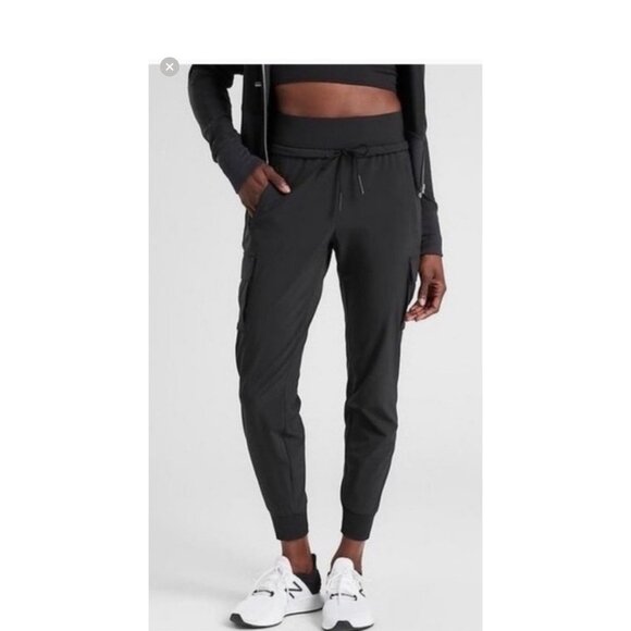Athleta Sutton Black Jogger Size 0 Style: 405713-00 - Picture 1 of 12